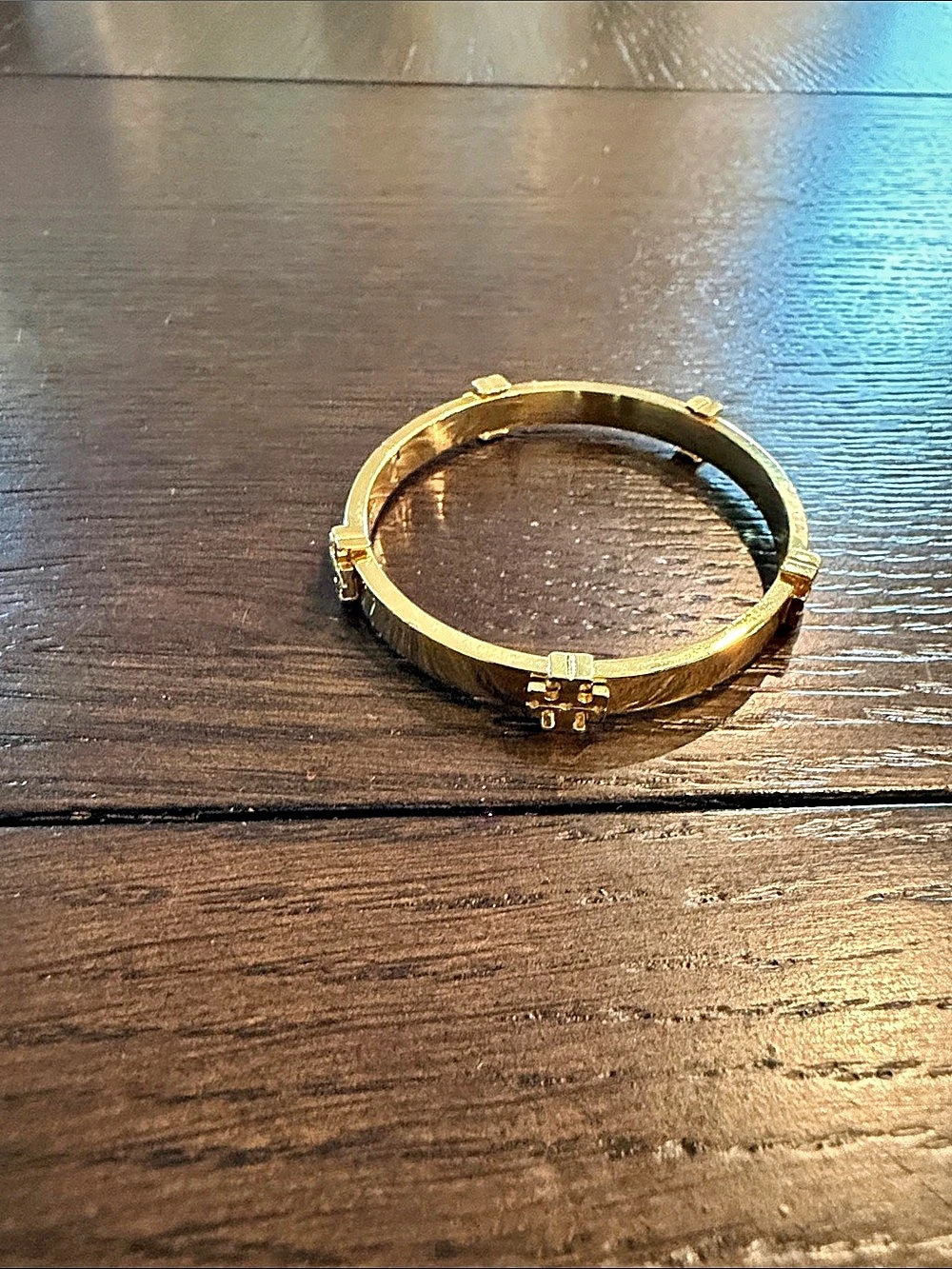 Tory Burch Icon Hinge Bracelet Gold